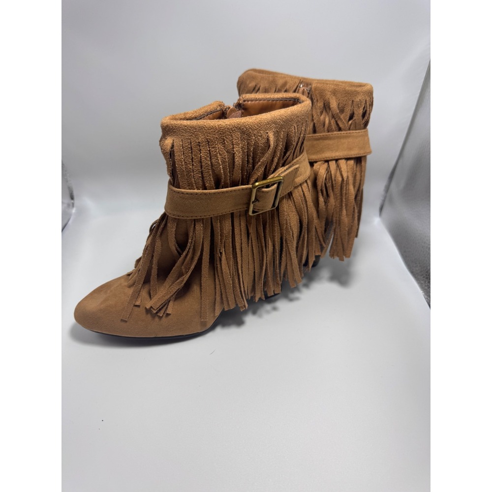 Women Fringe Ankle Boots Tan Faux Suede Western Buckle Block Heel‎ Size 6 NWOT